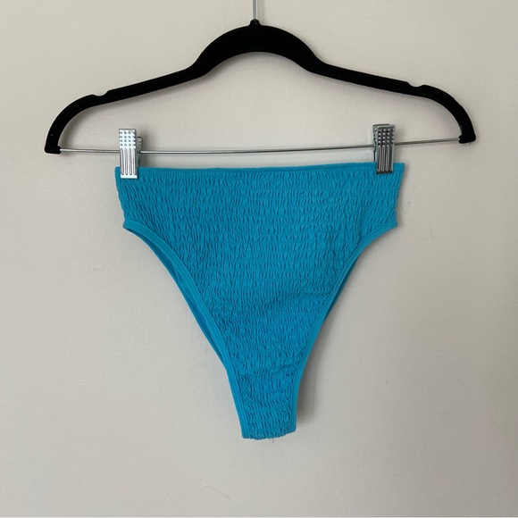 L Space Smocked Bikini Set Blue Aquarius Izzie Top Barlette Bikini Bottom Small - Picture 9 of 12